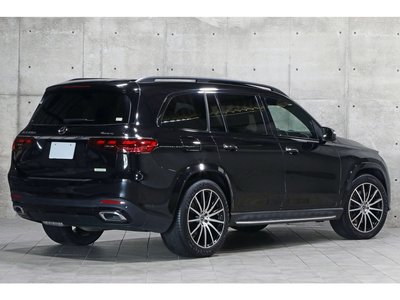 2024 Mercedes-BENZ GLS photo 2