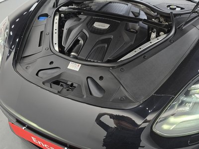 صورة 7 لـ 2020 Porsche PANAMERA