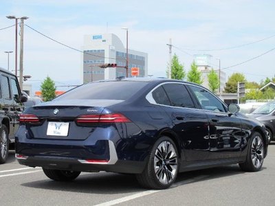 BMW BMW 5 SERIES - 8