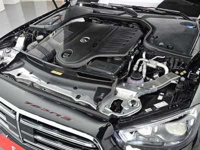 MERCEDES-BENZ E-CLASS - 7