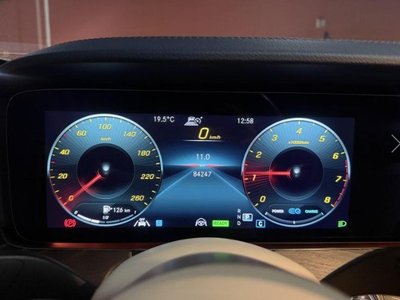 MERCEDES-BENZ E-CLASS - 2