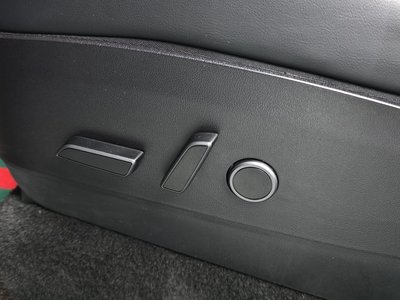 2022 Tesla MODEL Y — миниатюра 28