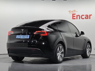 2022 Tesla MODEL Y — фото 3