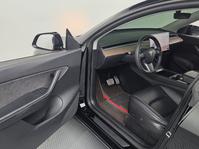 2022 Tesla MODEL Y — миниатюра 13