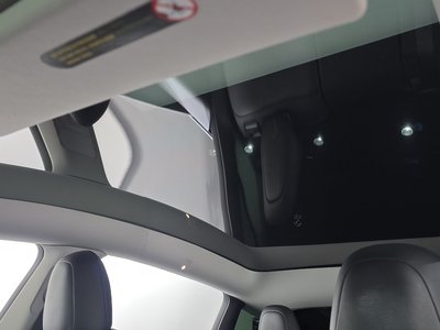 2022 Tesla MODEL Y — миниатюра 19