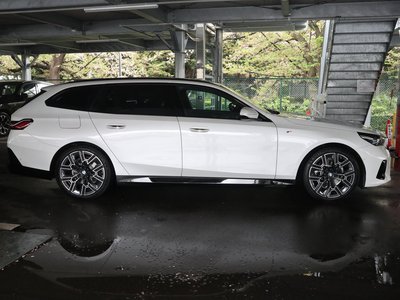 BMW 5 SERIES TOURING - 6