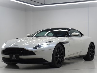 ASTON MARTIN DB11 - 1