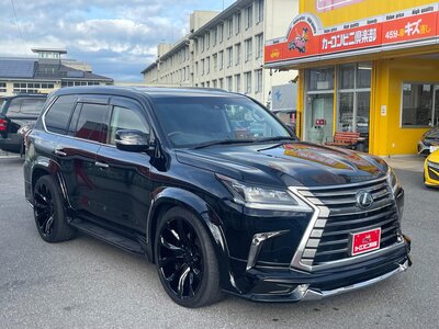LEXUS LX