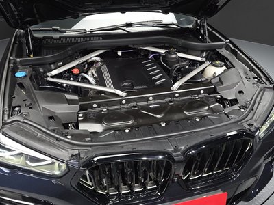2021 BMW X6 photo 7