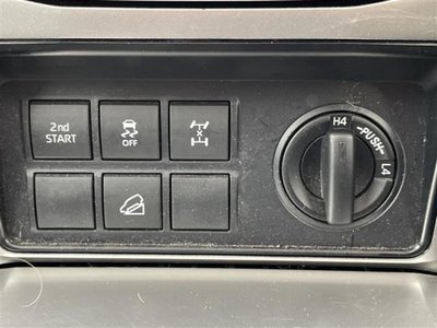 TOYOTA LAND CRUISER PRADO - 9