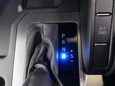 صورة مصغرة 24 لـ 2024 Toyota LAND CRUISER 250