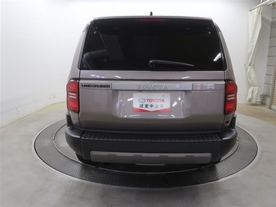 صورة مصغرة 13 لـ 2024 Toyota LAND CRUISER 250