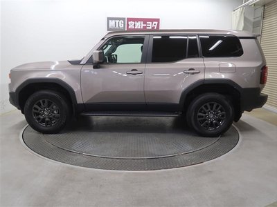 TOYOTA LAND CRUISER 250 - 9