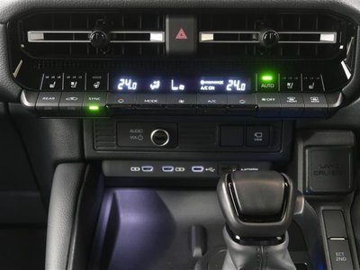صورة مصغرة 21 لـ 2024 Toyota LAND CRUISER 250