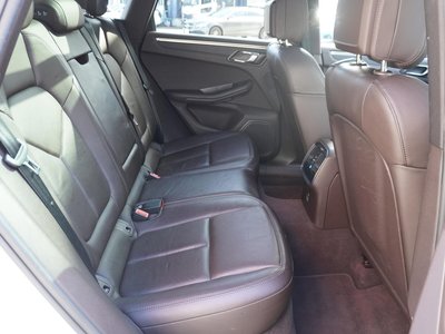 2020 Porsche MACAN 缩略图 19