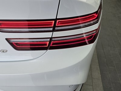GENESIS G80 (RG3) - 10