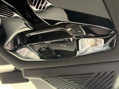 2025 BMW X1 thumbnail 50