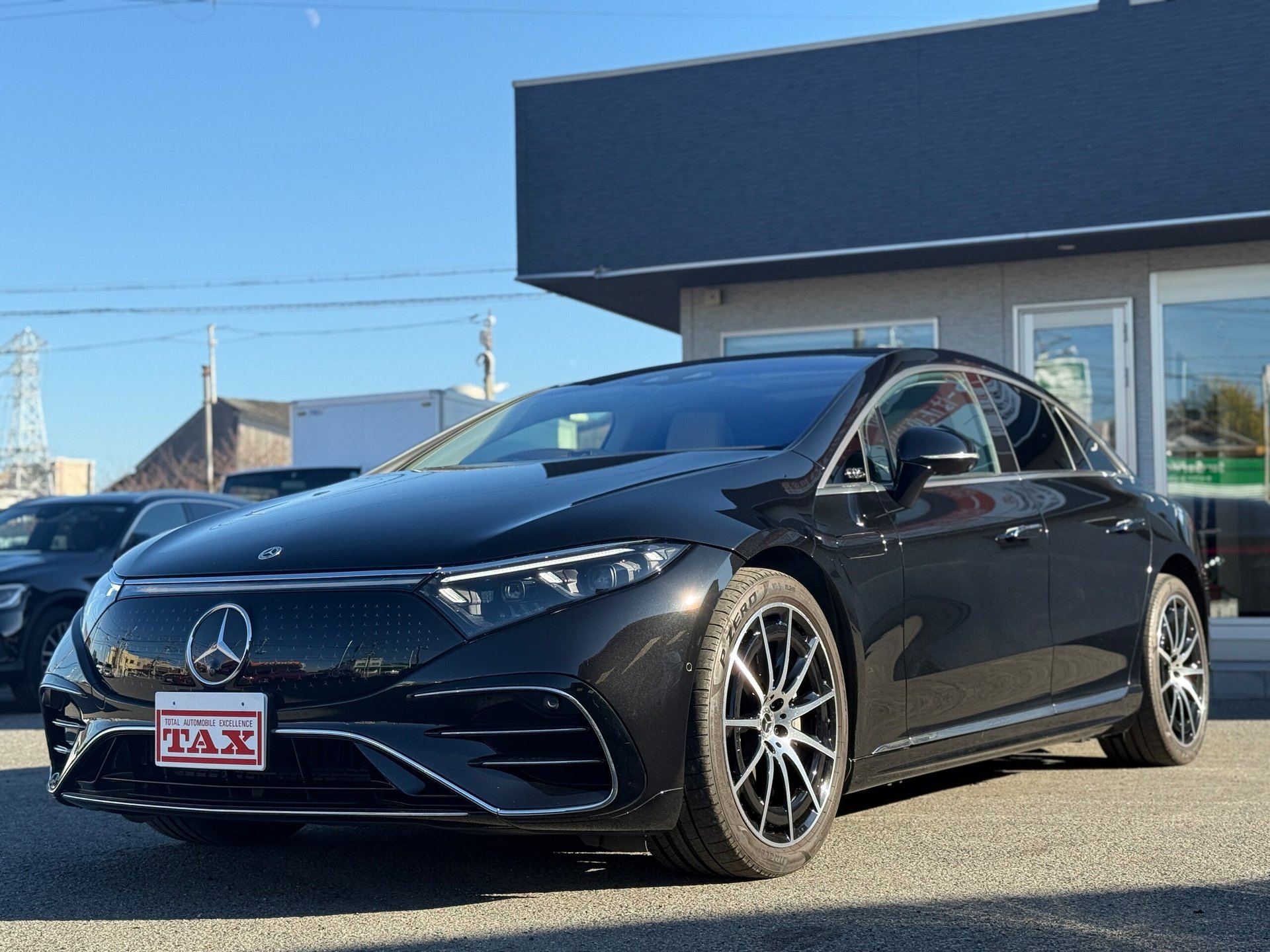 MERCEDES-BENZ EQS - View 1