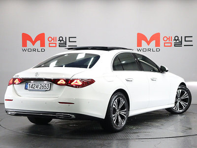 MERCEDES-BENZ E-CLASS - 2