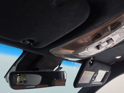 2021 Genesis GV70 thumbnail 25