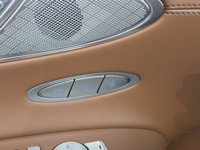 2021 Genesis GV70 thumbnail 29
