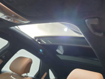 2021 Genesis GV70 thumbnail 17