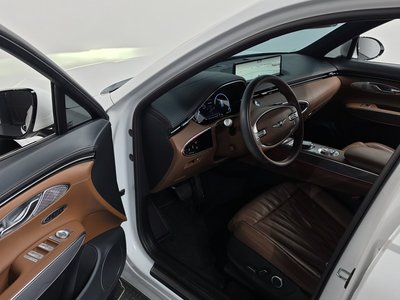 2021 Genesis GV70 thumbnail 13