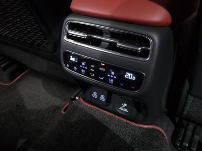 2026 Genesis GV70 缩略图 35