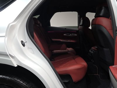 2026 Genesis GV70 缩略图 18