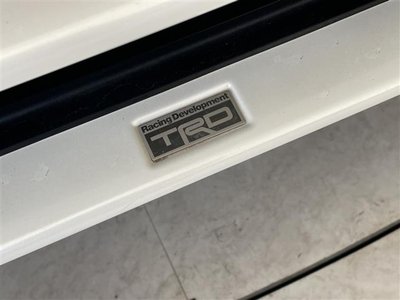 TOYOTA LAND CRUISER PRADO - 6