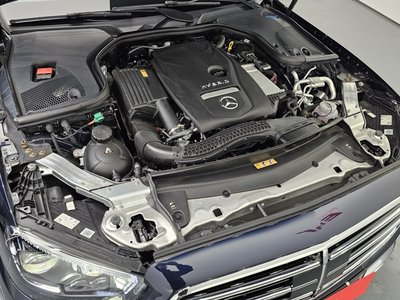 MERCEDES-BENZ E-CLASS - 7