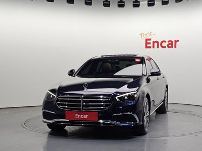 MERCEDES-BENZ E-CLASS - 2