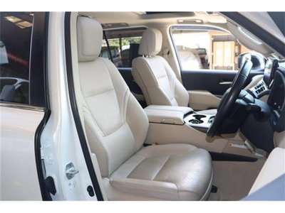 TOYOTA LAND CRUISER 300 - 8