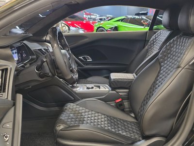 AUDI R8 - 4