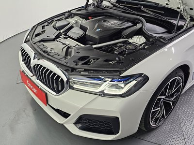 BMW 5 SERIES - 7