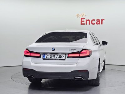 BMW 5 SERIES - 4