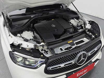 MERCEDES-BENZ GLC - 7