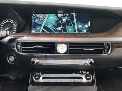 صورة مصغرة 18 لـ 2020 Genesis G90