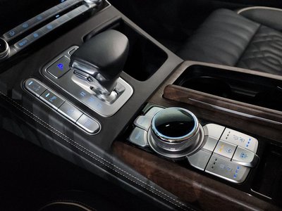 صورة مصغرة 12 لـ 2020 Genesis G90