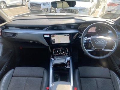 AUDI E-TRON SPORTBACK - 4