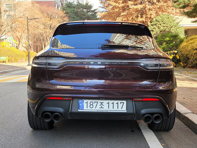 PORSCHE MACAN - 6