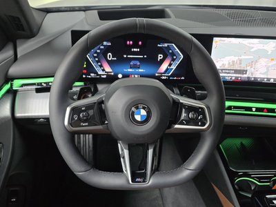 صورة مصغرة 18 لـ 2025 BMW 5 SERIES