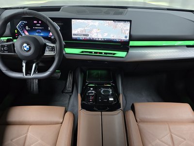 صورة 5 لـ 2025 BMW 5 SERIES