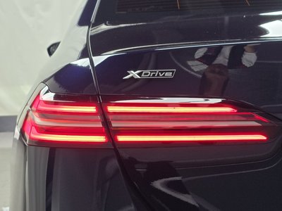 صورة 10 لـ 2025 BMW 5 SERIES