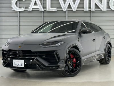 LAMBORGHINI URUS - 5
