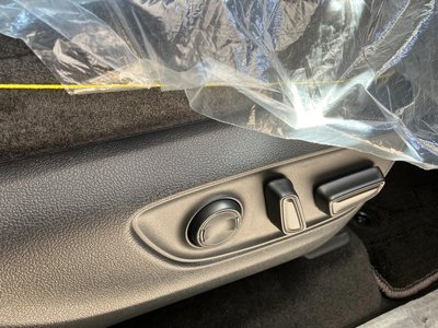 2025 Toyota LAND CRUISER 300 缩略图 14