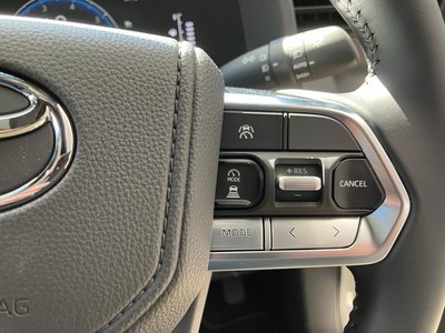2025 Toyota LAND CRUISER 300 缩略图 37
