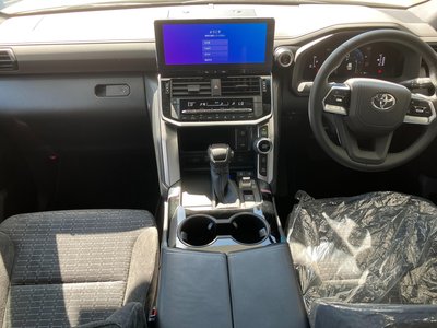2025 Toyota LAND CRUISER 300 缩略图 16