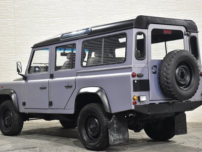 LAND ROVER DEFENDER - 5