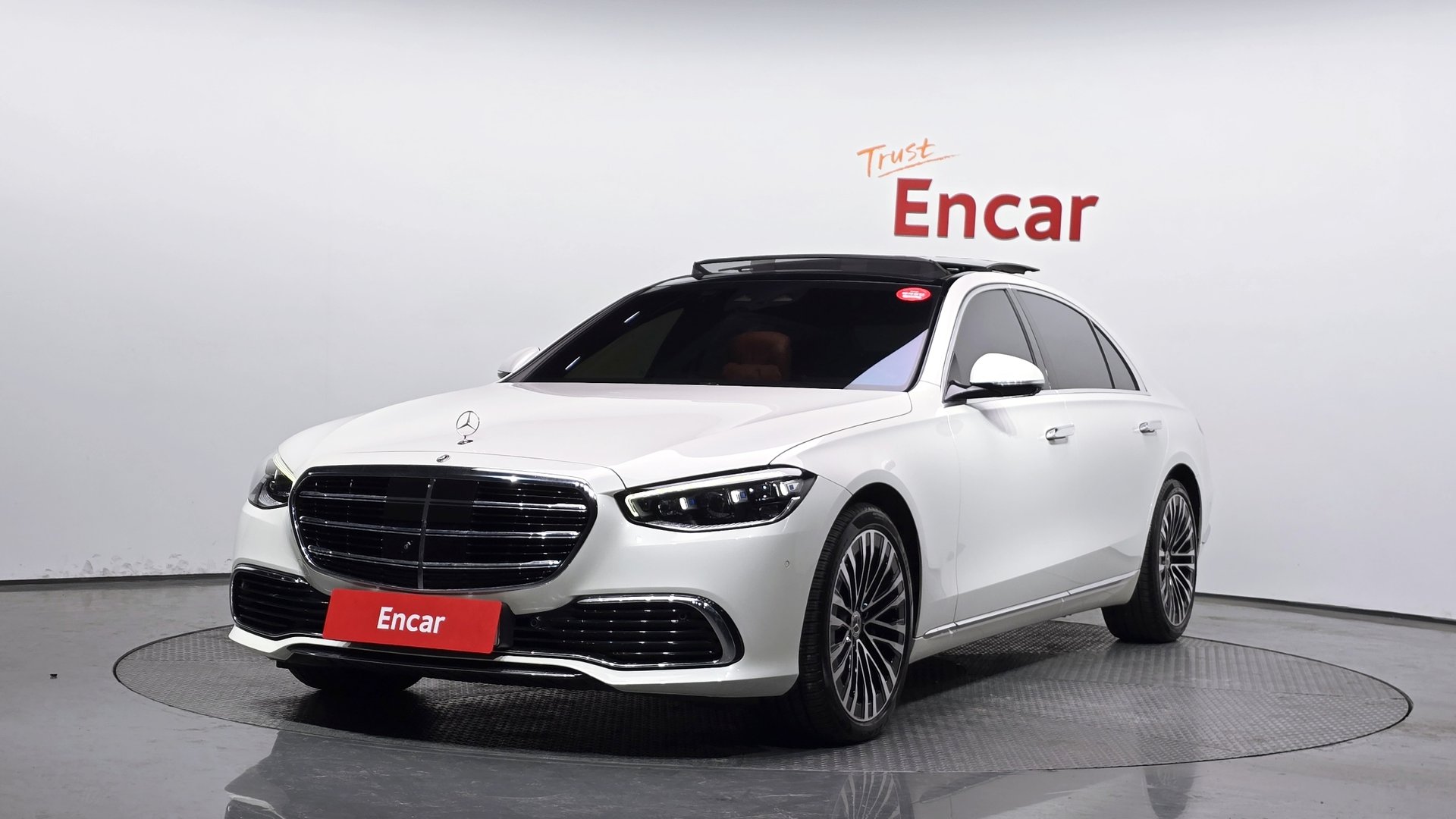 MERCEDES-BENZ S-CLASS - View 1